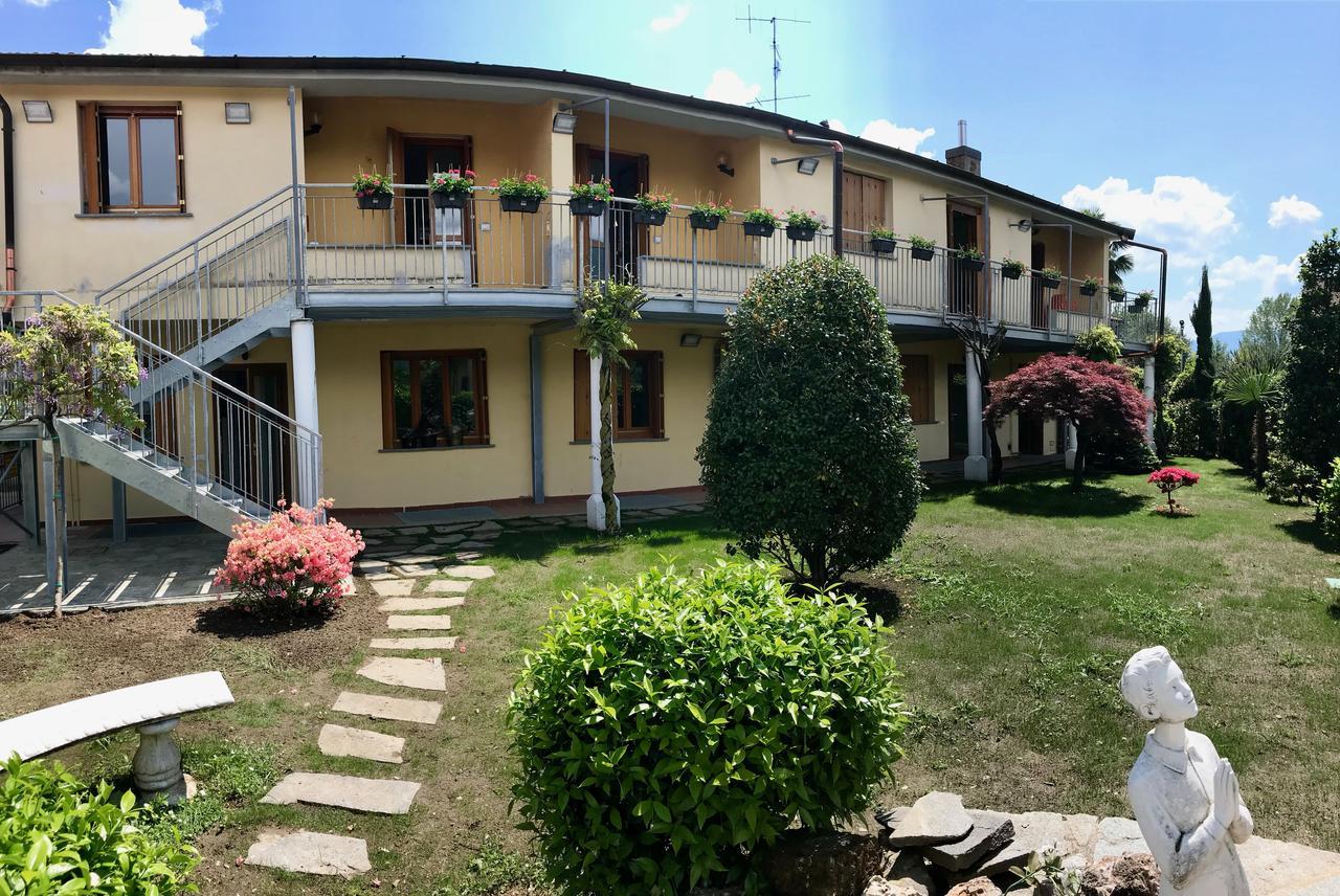 Ostello Casa Emmaus Maccagno Eksteriør billede